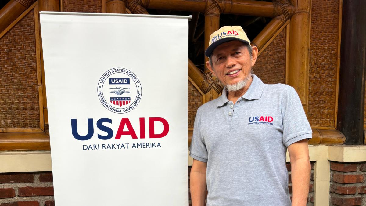 Firman B. Aji merupakan Activity Manager untuk program USAID yang membantu BRI