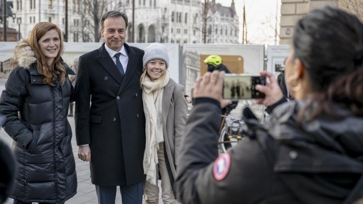 Administrator Power's walk with Youth Council members and Ambassador Pressman with the Hungarian Parliament in the background.