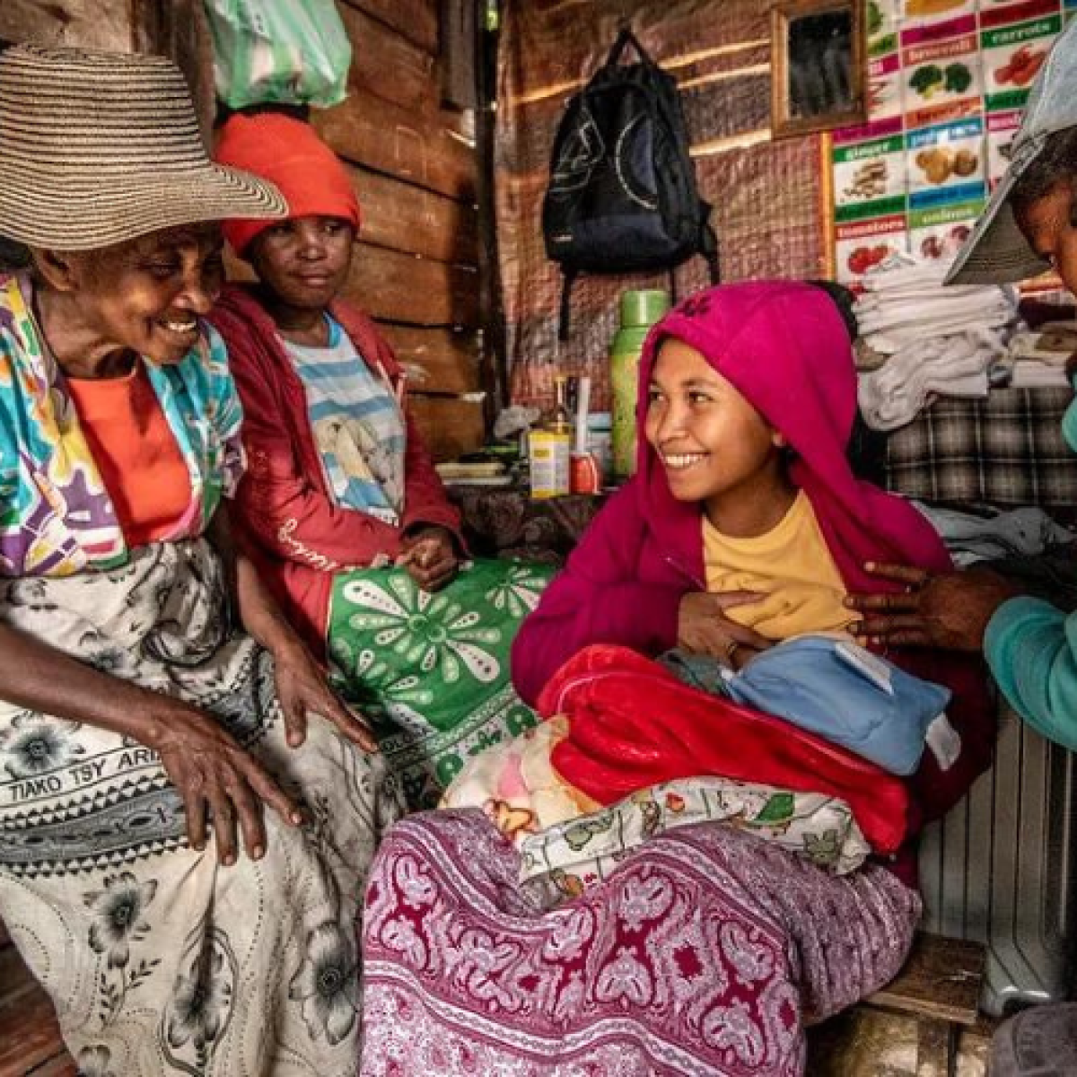 Community Health Worker Denise Ravaonasolo visits a household in Andasibe, Madagascar to support a mother who is having a hard time breastfeeding.