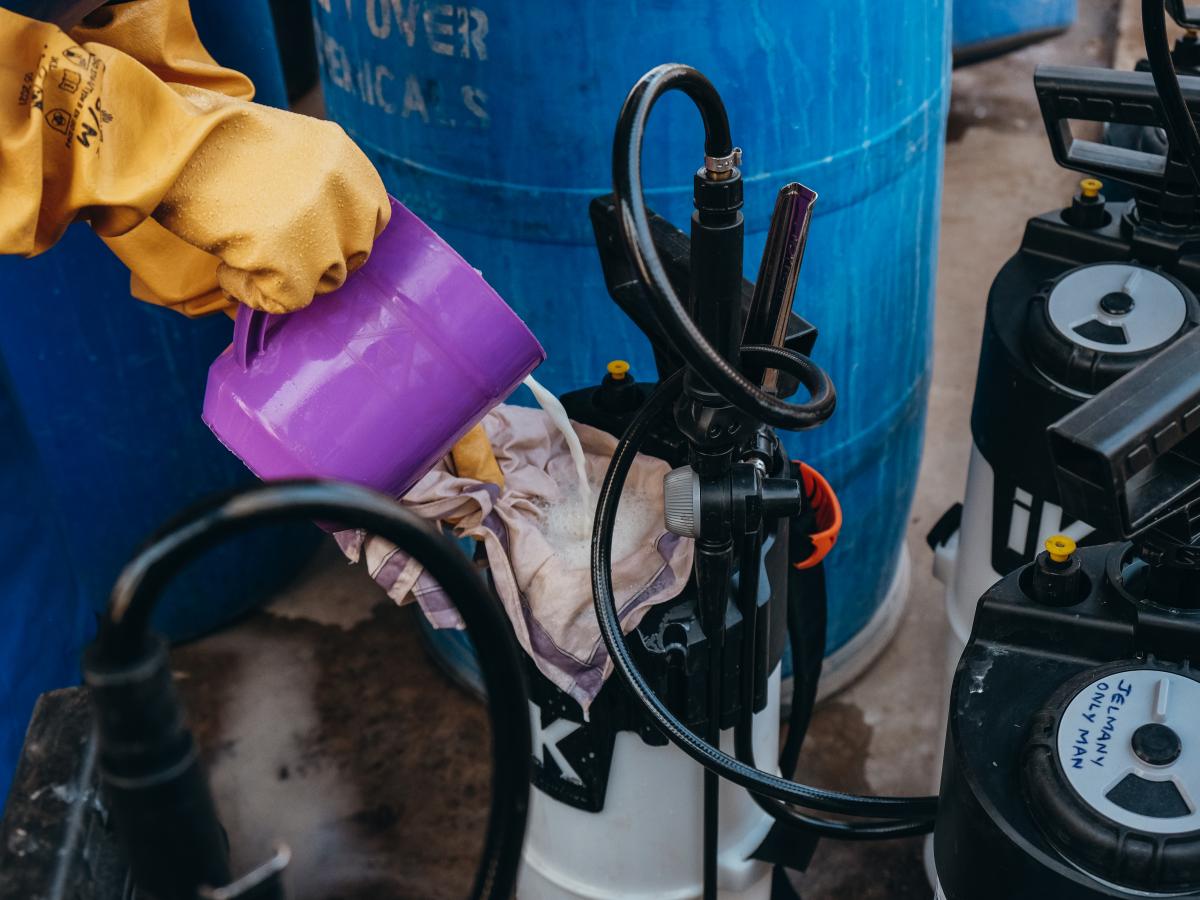 Washers fill the spray tanks with rinse water from the previous spray day.