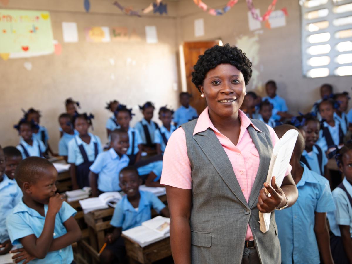 Gislaine Davilmar, 2nd grade teacher in Cap Haitien, is using the USAID and Governement of Hiait - created early grade literacy curriculum