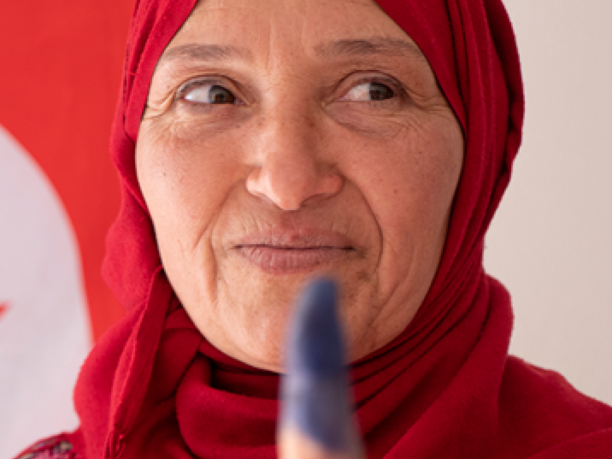 Tunisian women voting