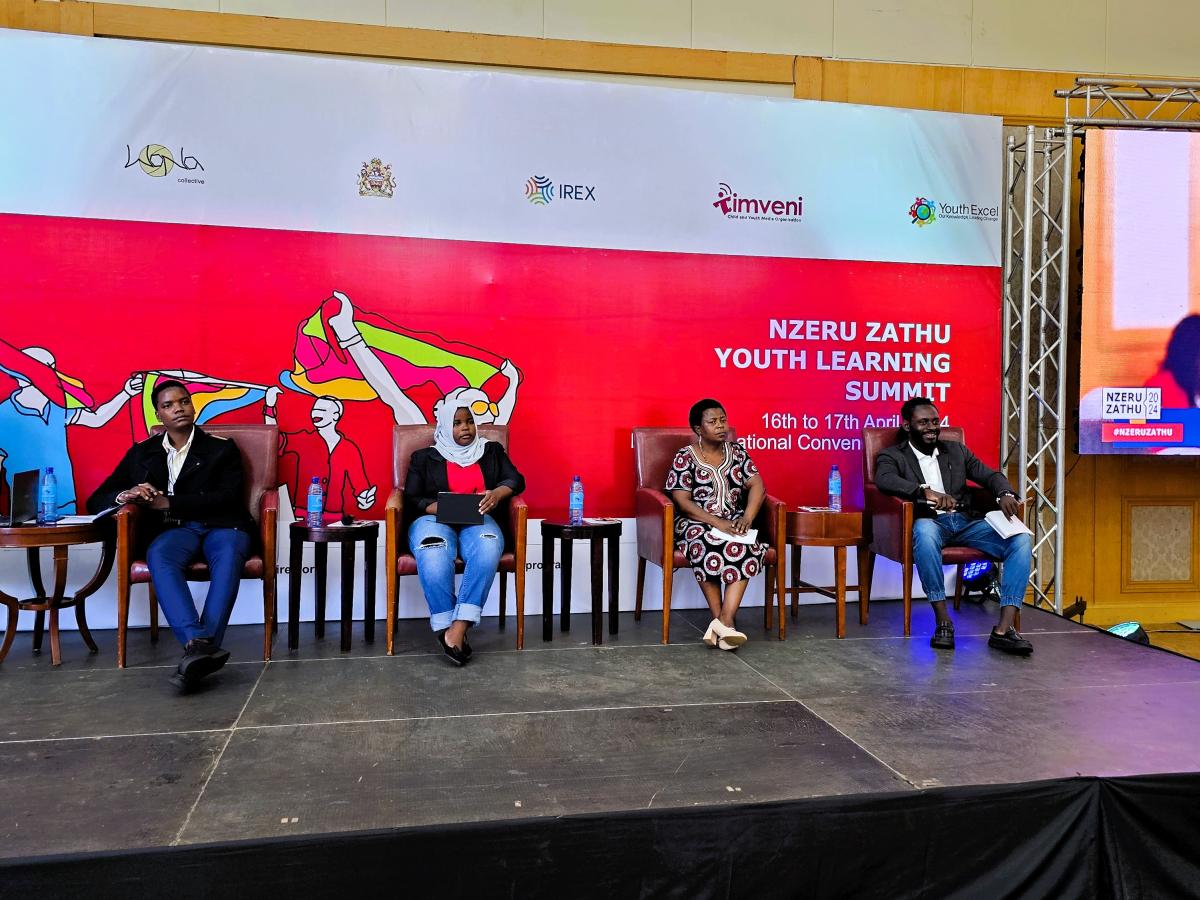 Experienced youthful panelists share their experiences, challenges and opportunities in Malawi's youth development space. Photo: Oris Chimenya/USAID