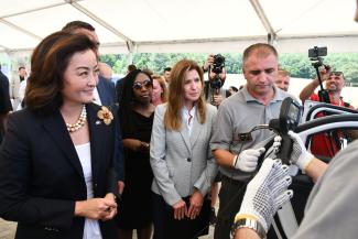 The U.S. Ambassador to North Macedonia, Kate Marie Byrnes and the U.S. Ambassador to Albania, Yuri Kim at the border crossing Kjafasan