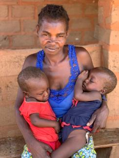 Maria Pastola and her twin boys, Momade and Amade.