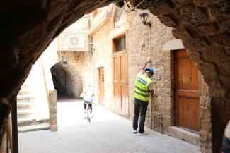 The historical streets of Old Saida now gleam under the warm light of 48 solar-powered LED streetlights thanks to USAID’s Community Support Program (CSP). With brighter paths and safer access to public spaces, the area's rich cultural heritage is showcased to an estimated 7,000 residents and tourists alike.