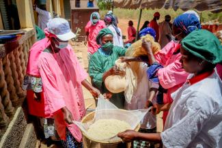 Food processing & packaging training of 36 cooperative partners from the Sikasso region