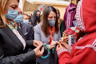 Mayor of Tunis Souad Abderrahim and U.S. Embassy Chargée d’Affaires Natasha Franceschi tour femme medina sites