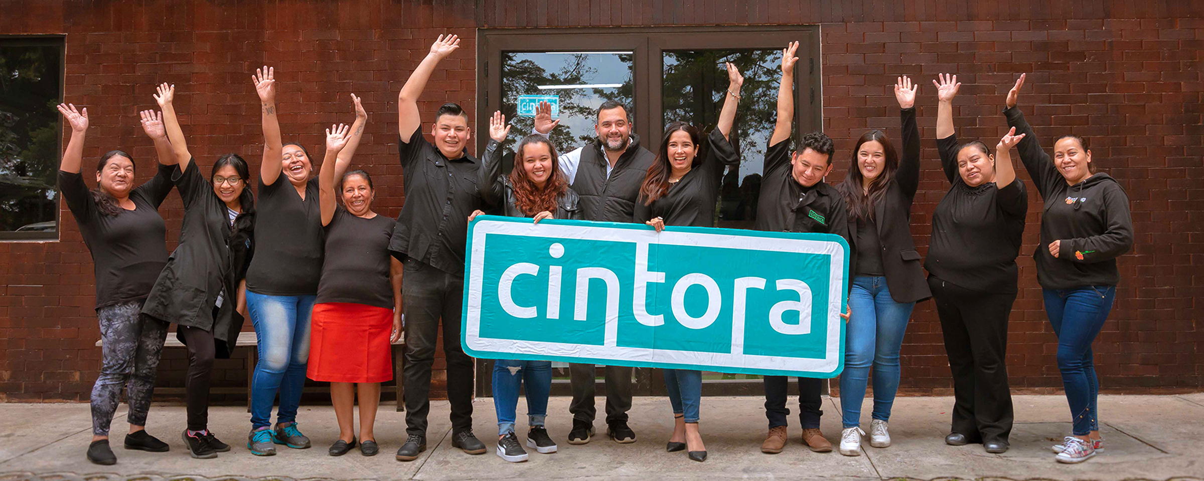 Cintora group photo